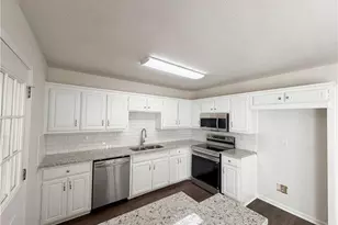 416 Busby Ln, Winder, GA 30680 - Photo 2