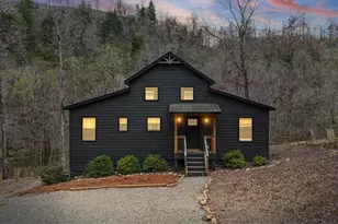 496 Meadow Ln, Talking Rock, GA 30175 - Photo 4