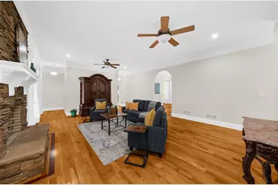 11905 Hutcheson Ferry Road, Chattahoochee Hills, GA 30268 - Photo 20