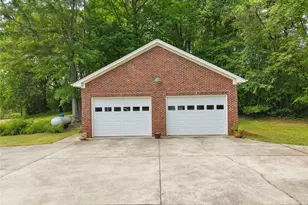 11905 Hutcheson Ferry Rd, Chattahoochee Hills, GA 30268 - Photo 112