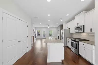 3796 Oxford Circle, Doraville, GA 30340 - Photo 8
