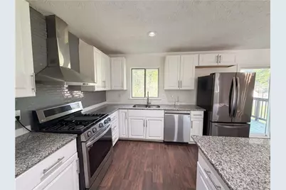 1010 Buckhurst Drive, Atlanta, GA 30349 - Photo 2