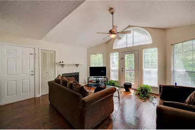 1315 Red Deer Way #255, Alpharetta, GA 30022 - Photo 6