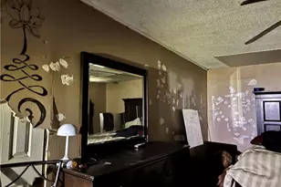 334 Atlanta St, Barnesville, GA 30204 - Photo 6