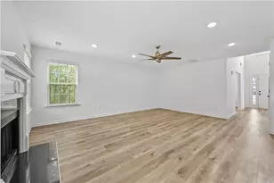 3825 Tristan Way, Suwanee, GA 30024 - Photo 14