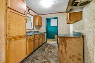 667 W O Smith Rd, Jefferson, GA 30549 - Photo 6