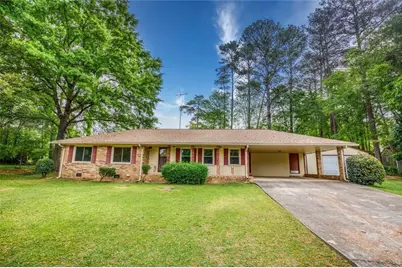 1660 Maple Court SE, Conyers, GA 30013 - Photo 8