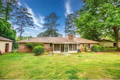 1660 Maple Court SE, Conyers, GA 30013 - Photo 6
