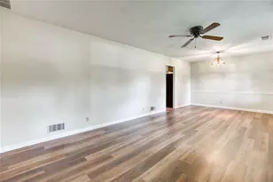 1660 Maple Ct SE, Conyers, GA 30013 - Photo 10