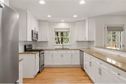 305 River Valley Road, Sandy Springs, GA 30328 - Photo 12