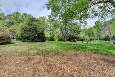 2451 Meadowglen Trail, Snellville, GA 30078 - Photo 60