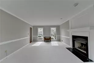 2451 Meadowglen Trail, Snellville, GA 30078 - Photo 12