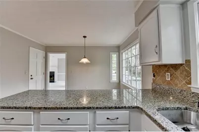 2451 Meadowglen Trail, Snellville, GA 30078 - Photo 24