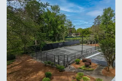 1359 N Crossing Drive NE, Atlanta, GA 30329 - Photo 18