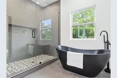 1065 Hubbard Street SW, Atlanta, GA 30310 - Photo 12