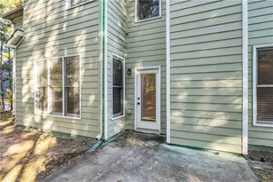 1427 Lost Bridge Rd, Marietta, GA 30008 - Photo 8