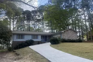 1846 Nicole Ln, Lithonia, GA 30058 - Photo 2