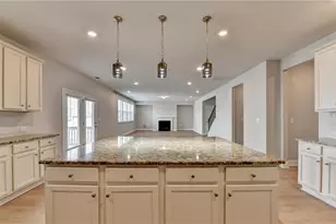 7410 Ansley View Ln, Cumming, GA 30028 - Photo 32