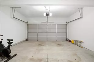 7757 Medieval St, Fairburn, GA 30213 - Photo 24