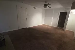 5251 Greenpoint Dr, Stone Mountain, GA 30088 - Photo 24