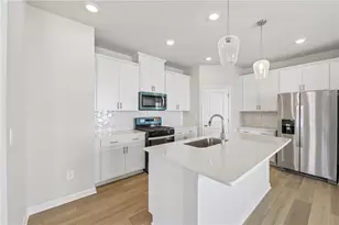 2566 Double Oak Trl, Lawrenceville, GA 30045 - Photo 18