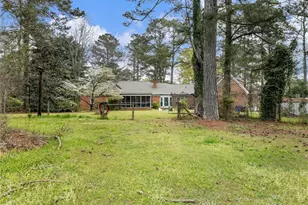 945 Poplar St, Monroe, GA 30655 - Photo 48