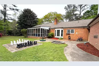 945 Poplar Street, Monroe, GA 30655 - Photo 6