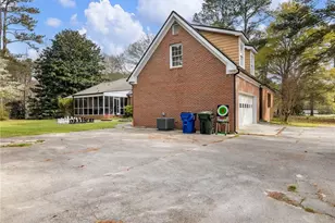 945 Poplar St, Monroe, GA 30655 - Photo 46