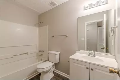 402 Bainbridge Drive, McDonough, GA 30253 - Photo 16