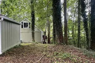 4911 Martins Crossing Rd, Stone Mountain, GA 30088 - Photo 14