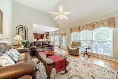 1524 Holly Lake Circle, Snellville, GA 30078 - Photo 36