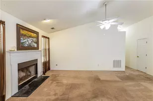 1402 Bridgewater Branch, Stone Mountain, GA 30088 - Photo 8