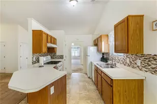 1402 Bridgewater Branch, Stone Mountain, GA 30088 - Photo 6