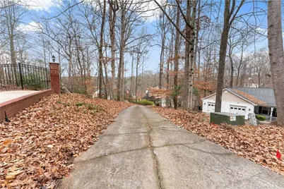 9260 Bayhill Drive, Gainesville, GA 30506 - Photo 6