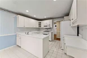 9260 Bayhill Dr, Gainesville, GA 30506 - Photo 18