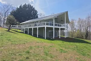 2684 Hidden Valley Rd, Hiawassee, GA 30546 - Photo 2