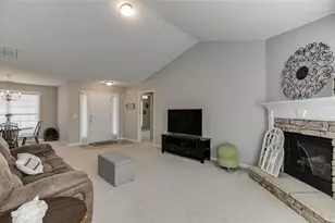 1281 Key Manor Ln, Lawrenceville, GA 30045 - Photo 2