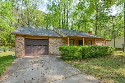 5224 McCarter Station, Stone Mountain, GA 30088 - Photo 1