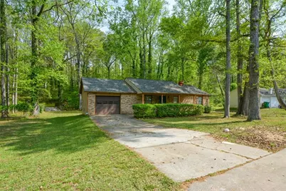 5224 McCarter Station, Stone Mountain, GA 30088 - Photo 2