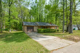 5224 McCarter Station, Stone Mountain, GA 30088 - Photo 2