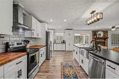 1311 Austin Road, Winder, GA 30680 - Photo 8