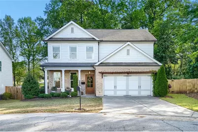 243 N Gwinnett Street, Buford, GA 30518 - Photo 1