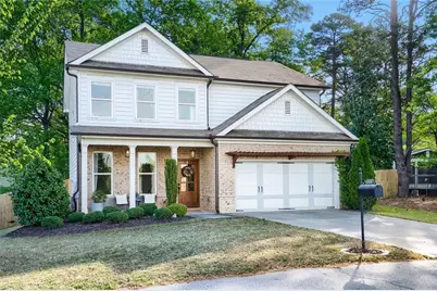 243 N Gwinnett Street, Buford, GA 30518 - Photo 2