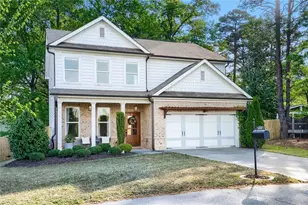 243 N Gwinnett St, Buford, GA 30518 - Photo 2