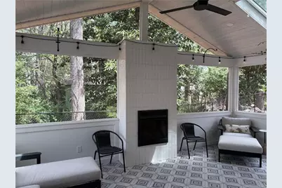 243 N Gwinnett Street, Buford, GA 30518 - Photo 10