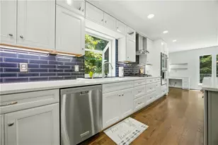 2990 Ascot Ln, Roswell, GA 30076 - Photo 18