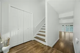 2990 Ascot Ln, Roswell, GA 30076 - Photo 8