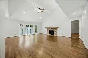 2990 Ascot Ln, Roswell, GA 30076 - Photo 22