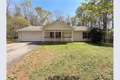 178 April Lane, Jefferson, GA 30549 - Photo 1
