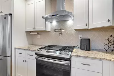 2026 Harwinor Road SE, Smyrna, GA 30082 - Photo 10